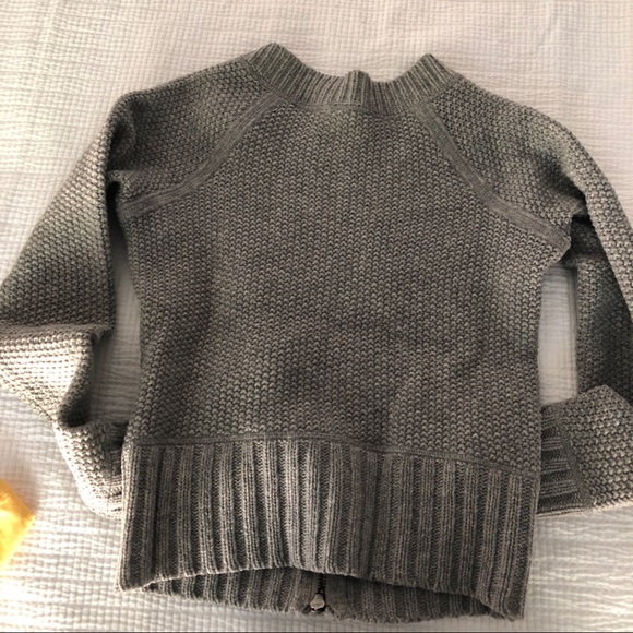 Jacket/sweater - Picture 2 of 2